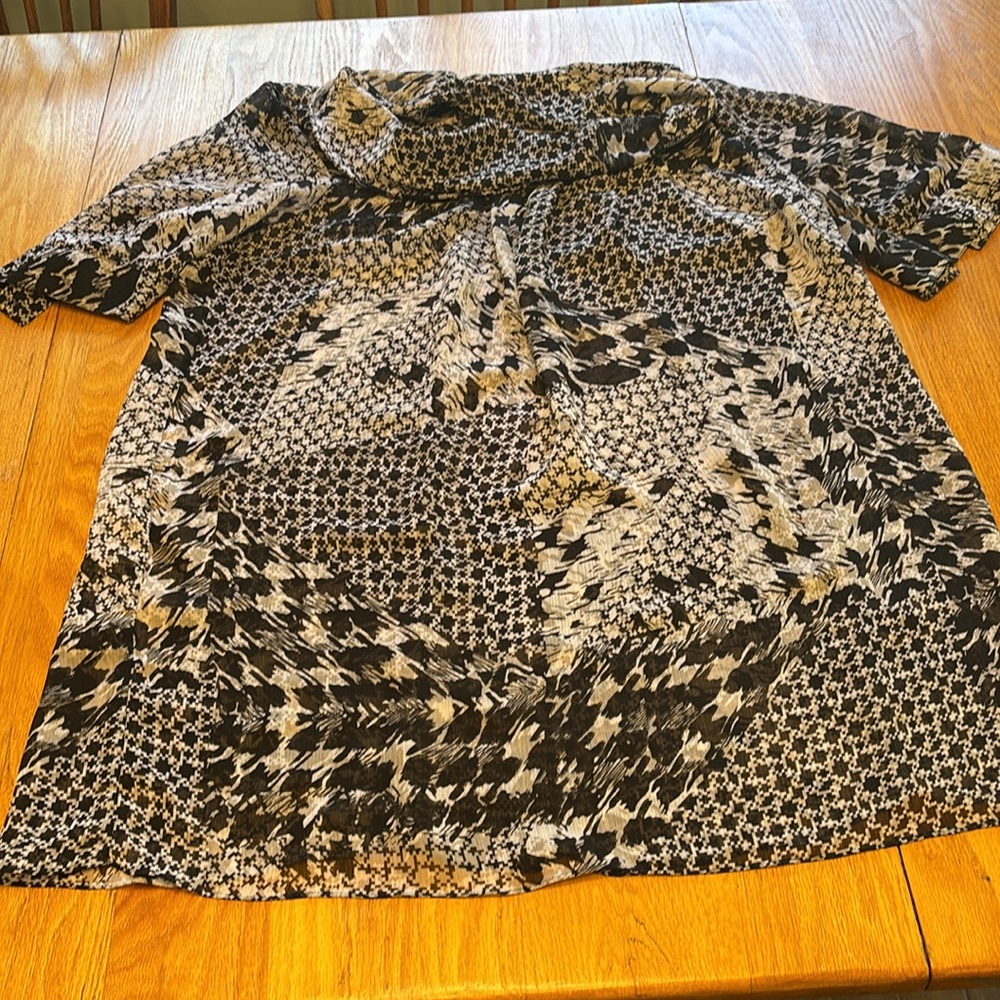 Woman’s Vintage Lane Bryant sheer blouse. - Picture 2 of 7